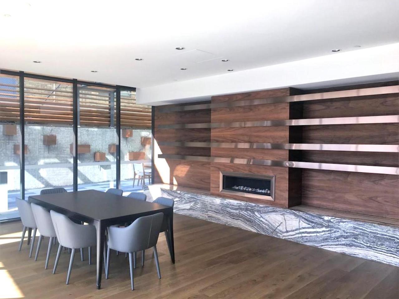 Deluxe And Brand New Lakeside Apartment 墨尔本 外观 照片